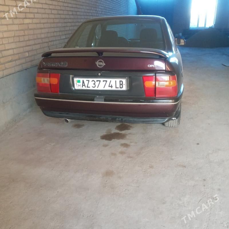 Opel Vectra 1992 - 55 000 TMT - Чарджоу - img 3