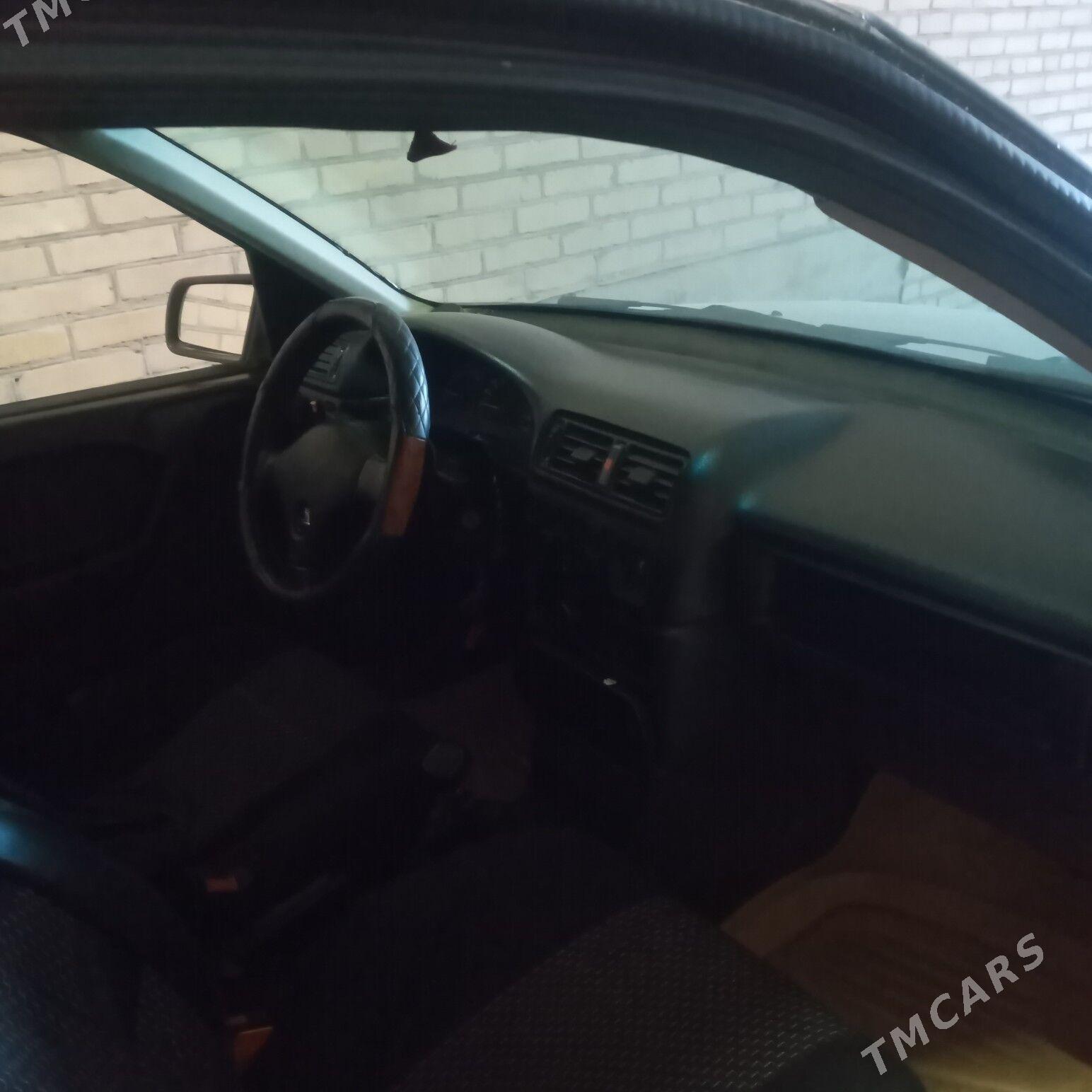 Opel Vectra 1992 - 55 000 TMT - Чарджоу - img 4