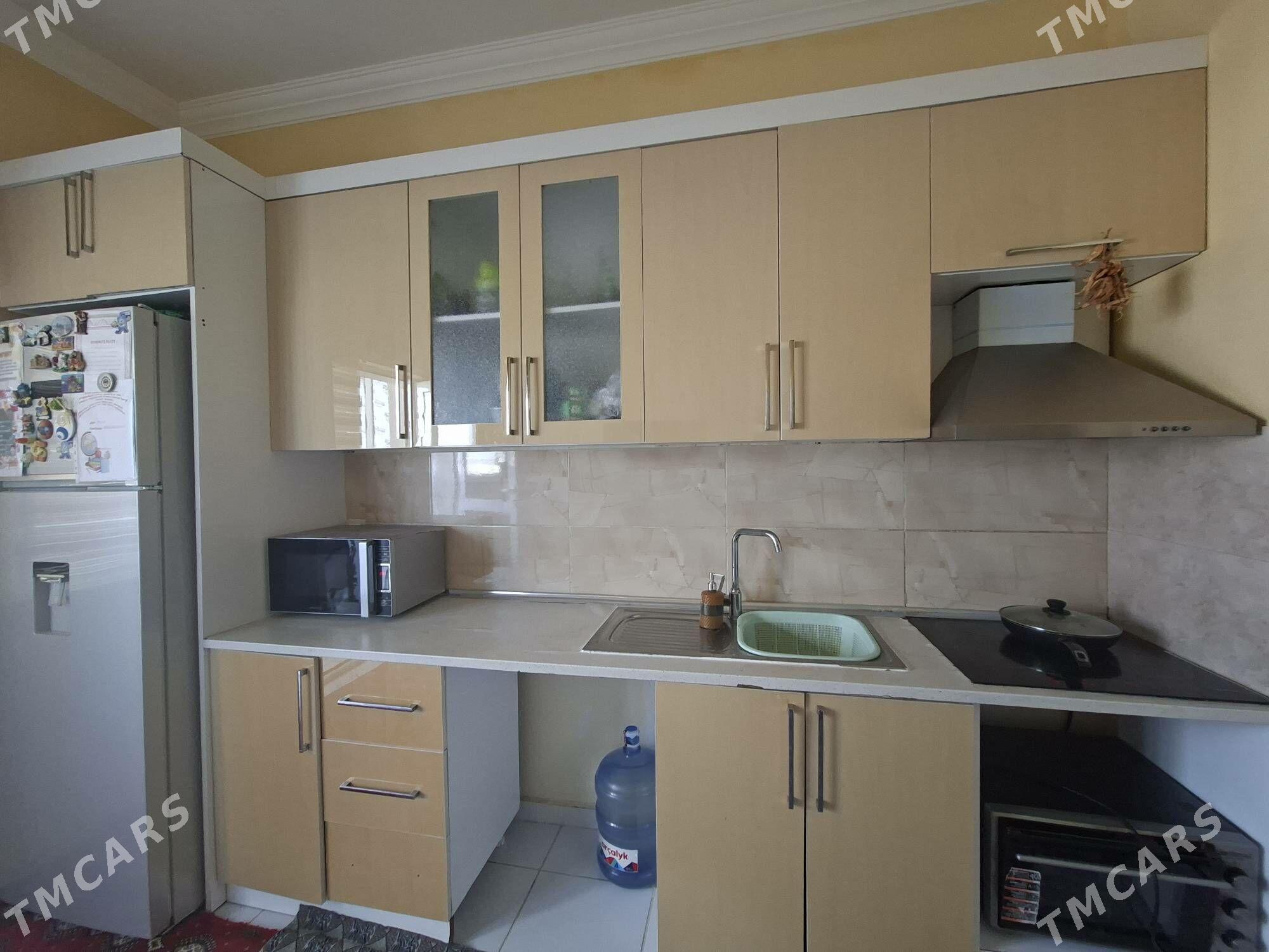 Kuhonnyÿ mebel - Parahat 8 - img 1