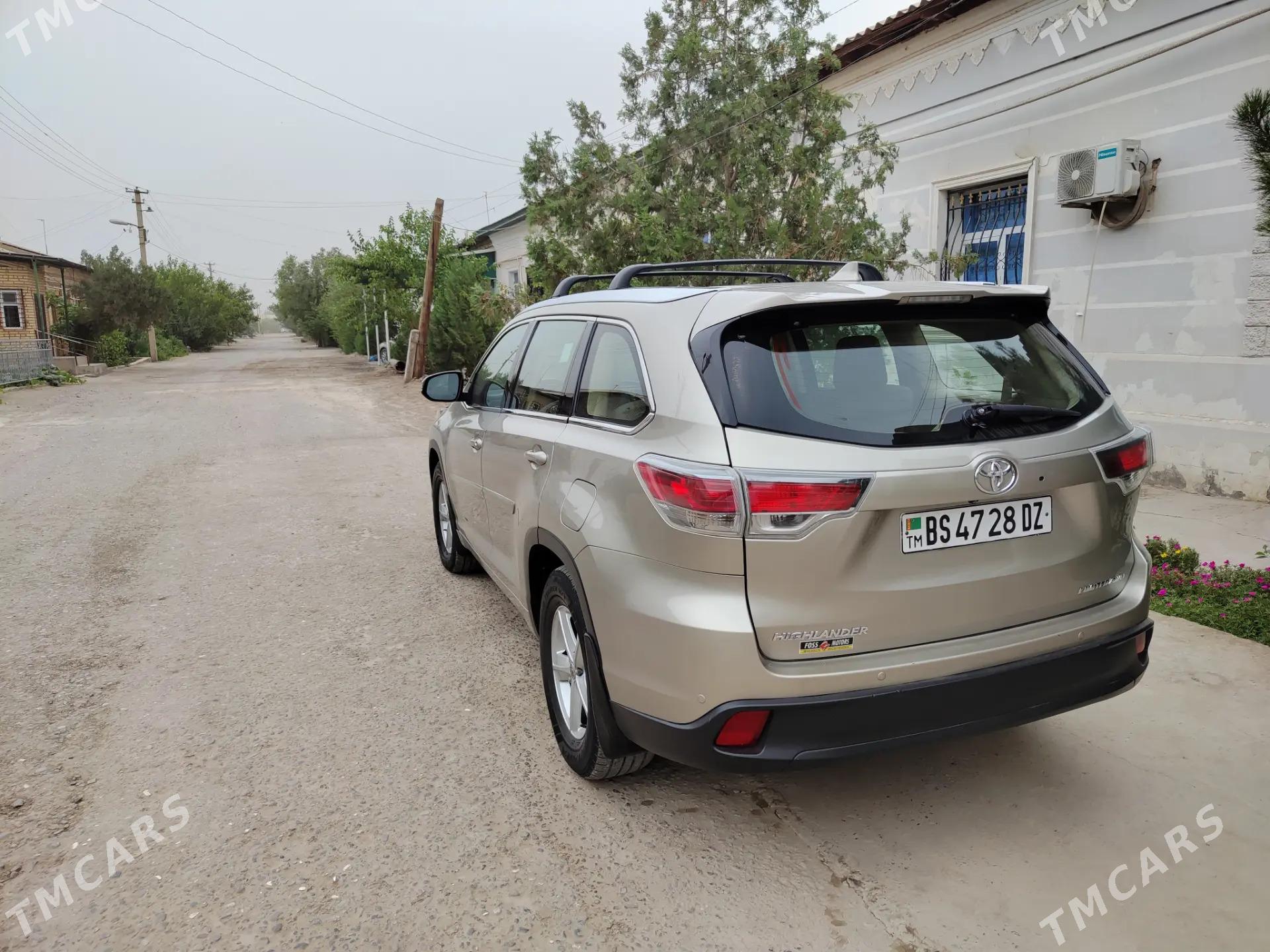 Toyota Highlander 2016 - 400 000 TMT - Köneürgenç - img 3