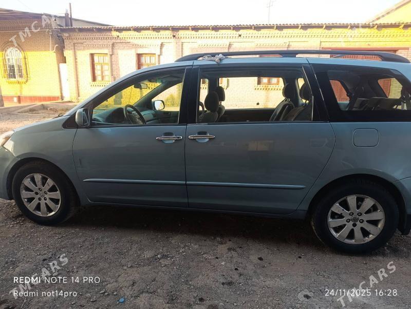 Toyota Sienna 2003 - 220 000 TMT - Туркменабат - img 3