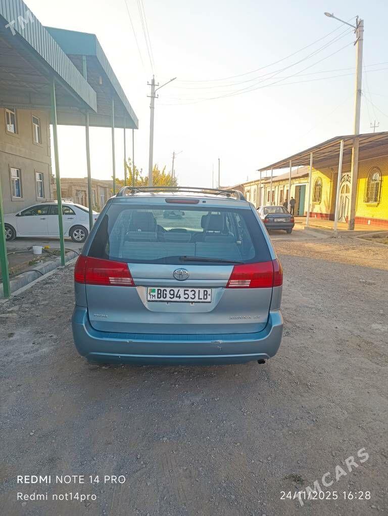 Toyota Sienna 2003 - 220 000 TMT - Туркменабат - img 4