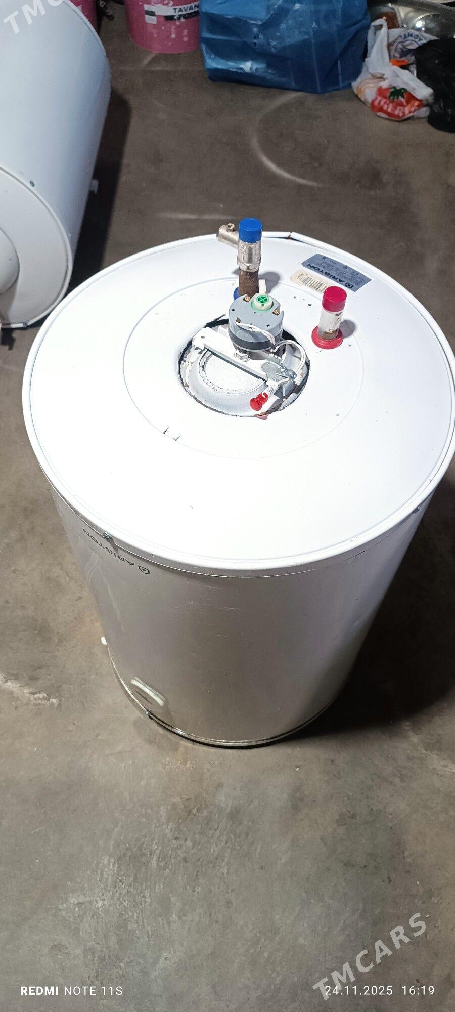 аристон бойлер 80 литр - Büzmeýin GRES - img 4