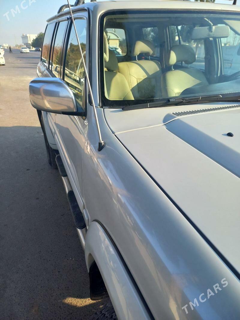 Nissan Patrol 2002 - 240 000 TMT - Сакарчага - img 3