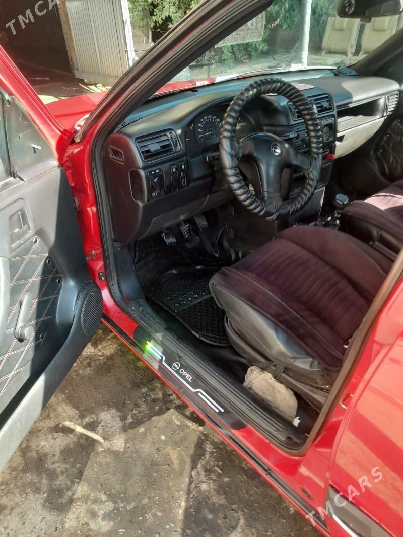 Opel Vectra 1992 - 40 000 TMT - Çärjew - img 3