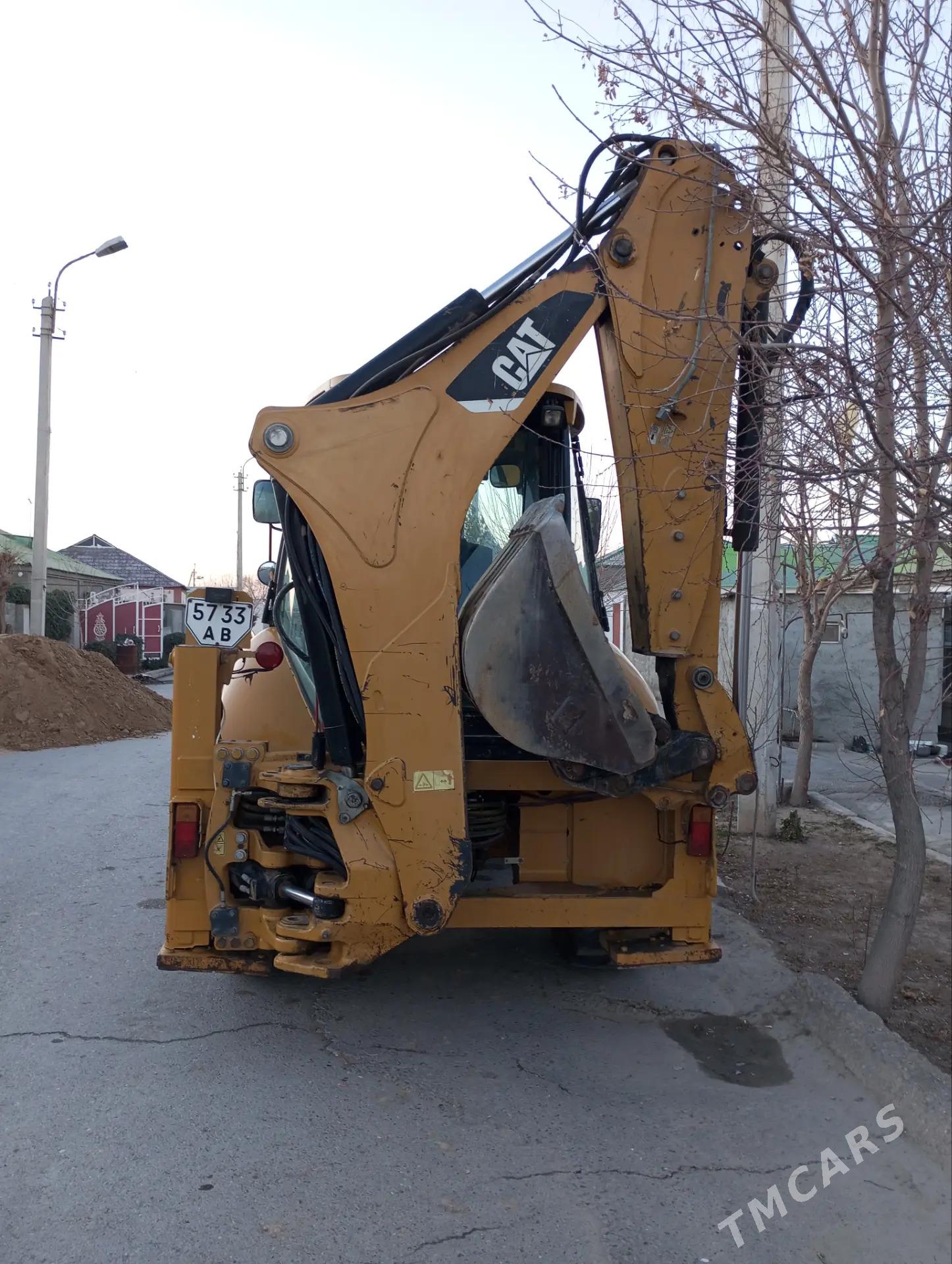 Caterpillar Excavator 2013 - 380 000 TMT - Бузмеин - img 4