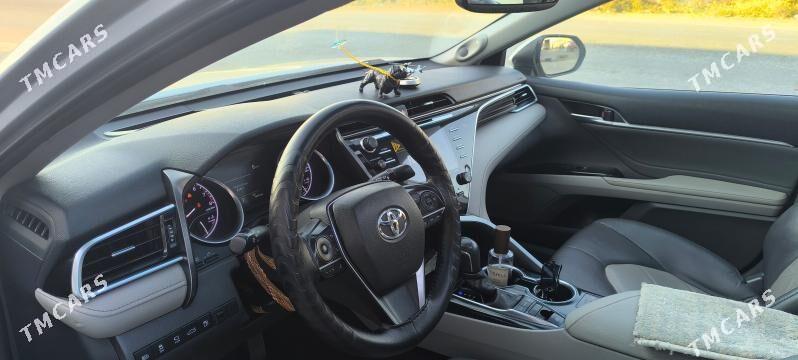 Toyota Camry 2018 - 420 000 TMT - Чарджоу - img 7
