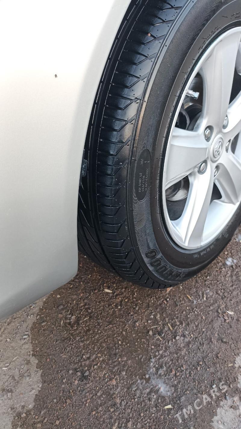 Toyota Camry 2004 - 175 000 TMT - Дашогуз - img 6