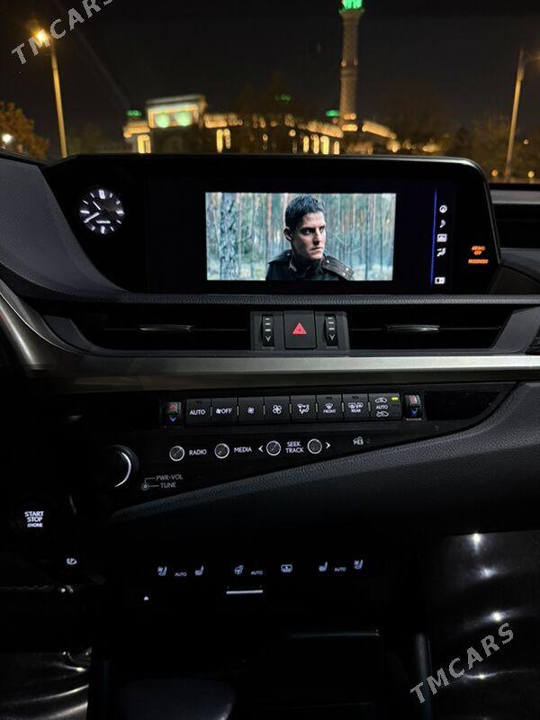 Lexus ES 350 2019 - 650 000 TMT - Hitrowka - img 9