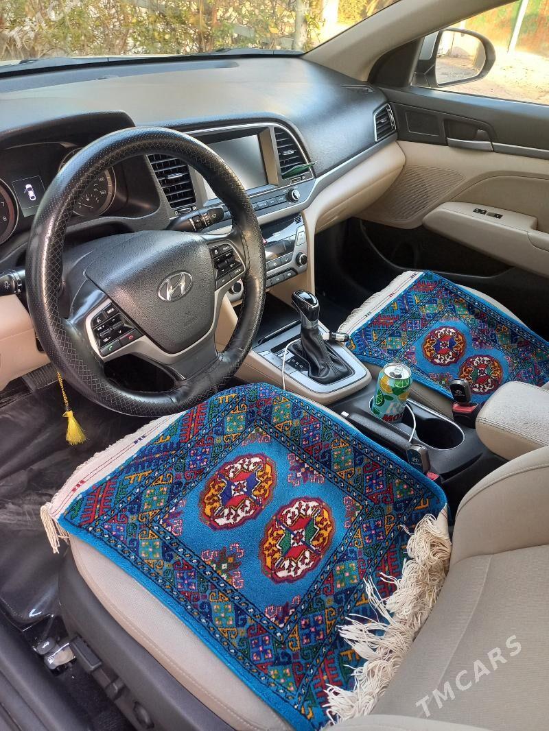 Hyundai Elantra 2017 - 185 000 TMT - Aşgabat - img 8
