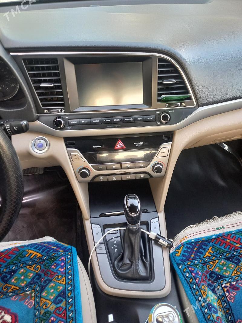 Hyundai Elantra 2017 - 185 000 TMT - Aşgabat - img 9