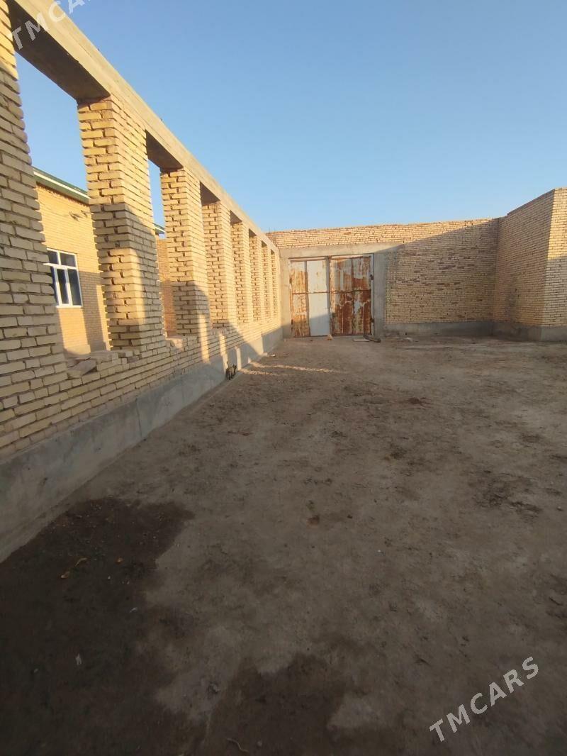 satlyk mellek jaý - Фарап - img 7