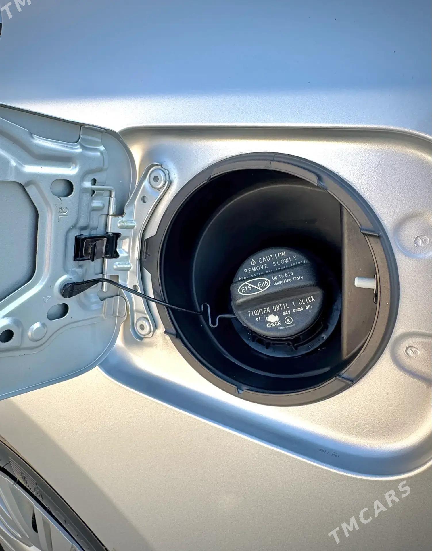 Toyota Camry 2012 - 260 000 TMT - Туркменабат - img 8