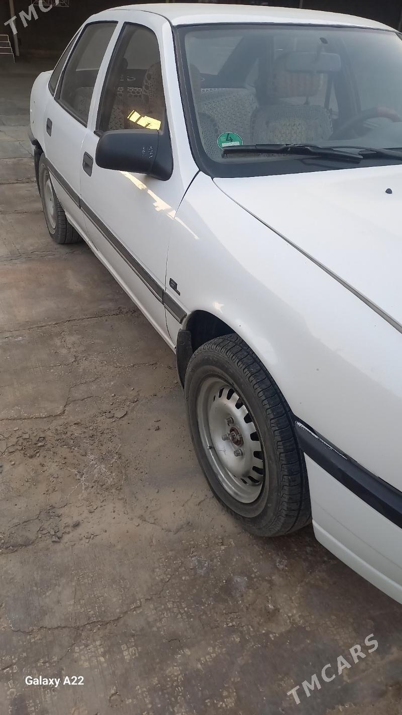 Opel Vectra 1992 - 41 000 TMT - Мары - img 3