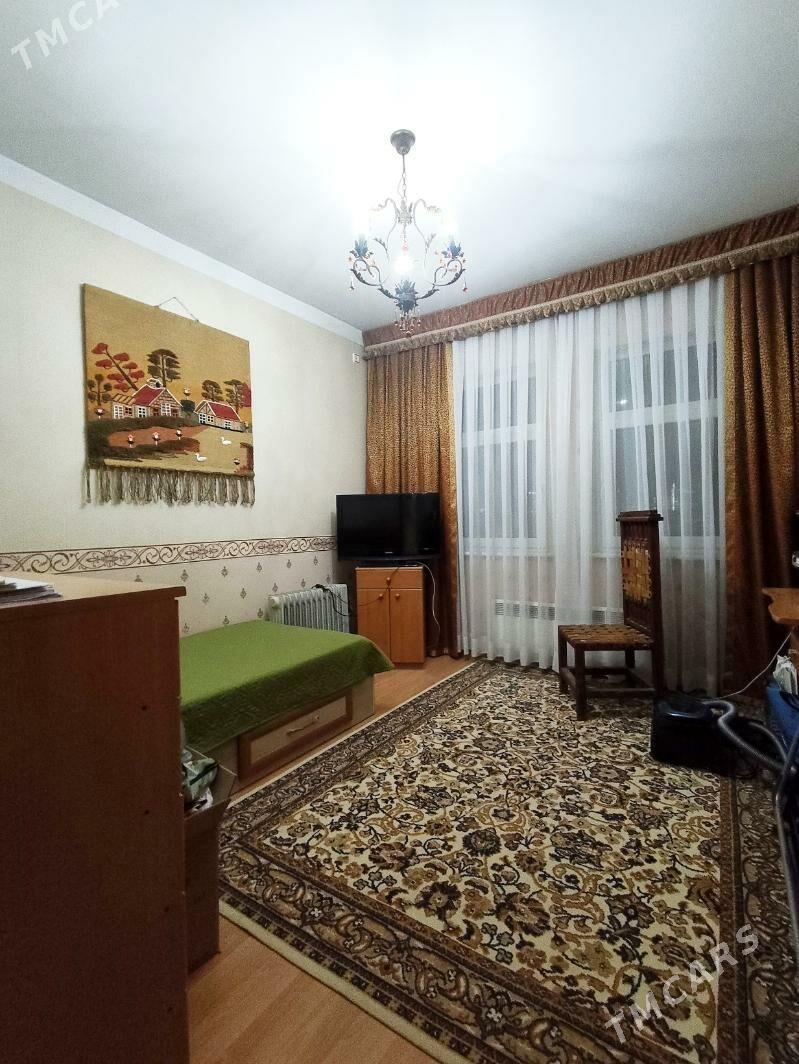 Мир 4 4комн.кв.прихожая - Мир 2 - img 8