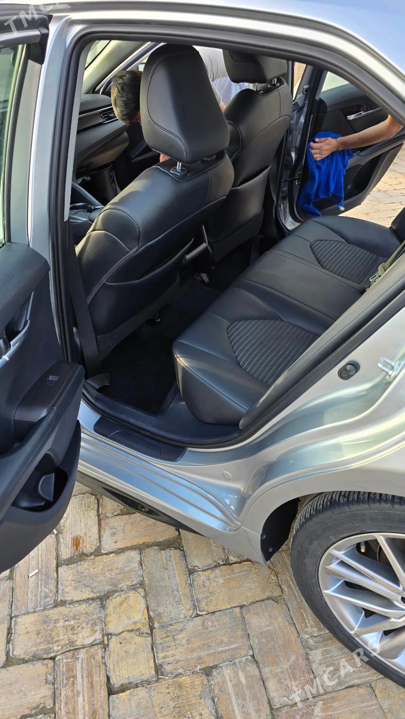 Toyota Camry 2021 - 350 000 TMT - Байрамали - img 7