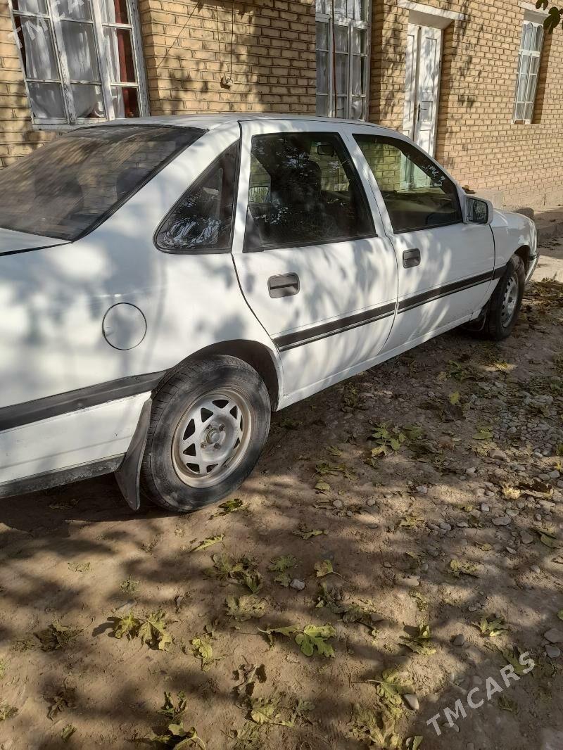 Opel Vectra 1990 - 25 000 TMT - Sakarçäge - img 3