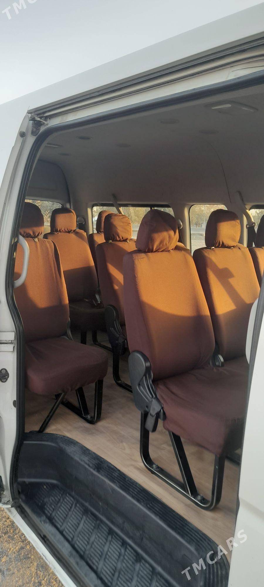 Toyota Hiace 2013 - 430 000 TMT - Гёкдепе - img 2