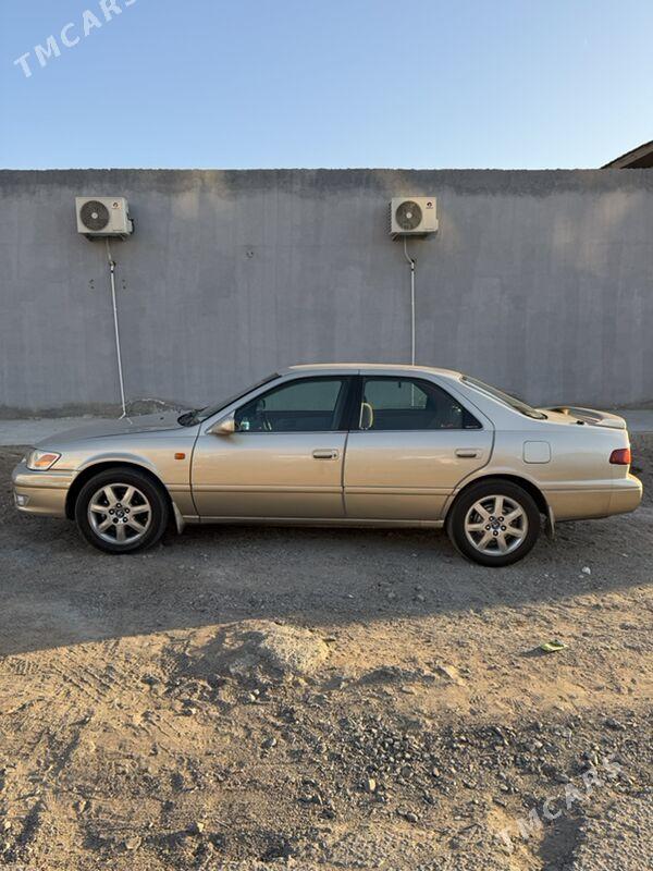 Toyota Camry 2000 - 150 000 TMT - Туркменбаши - img 3