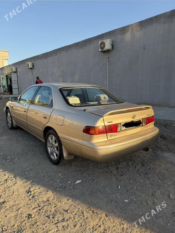 Toyota Camry 2000 - 150 000 TMT - Туркменбаши - img 2