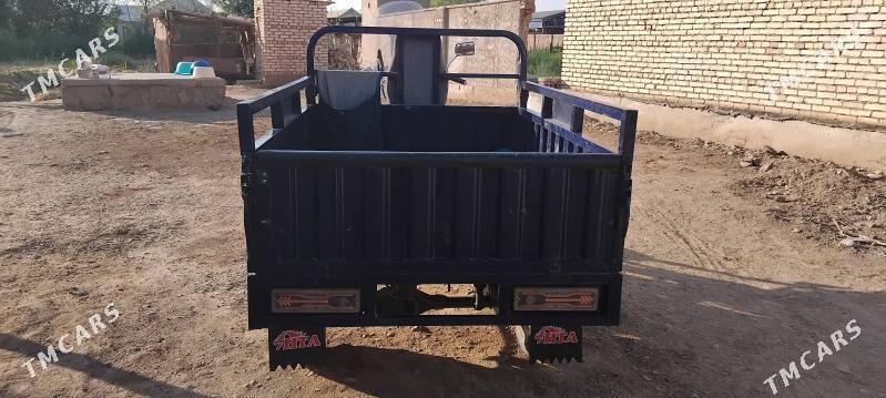 Fekon FK200-14G 2017 - 18 000 TMT - Теджен - img 3