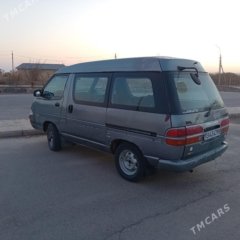 Toyota Town Ace 1996 - 35 000 TMT - Мары - img 4