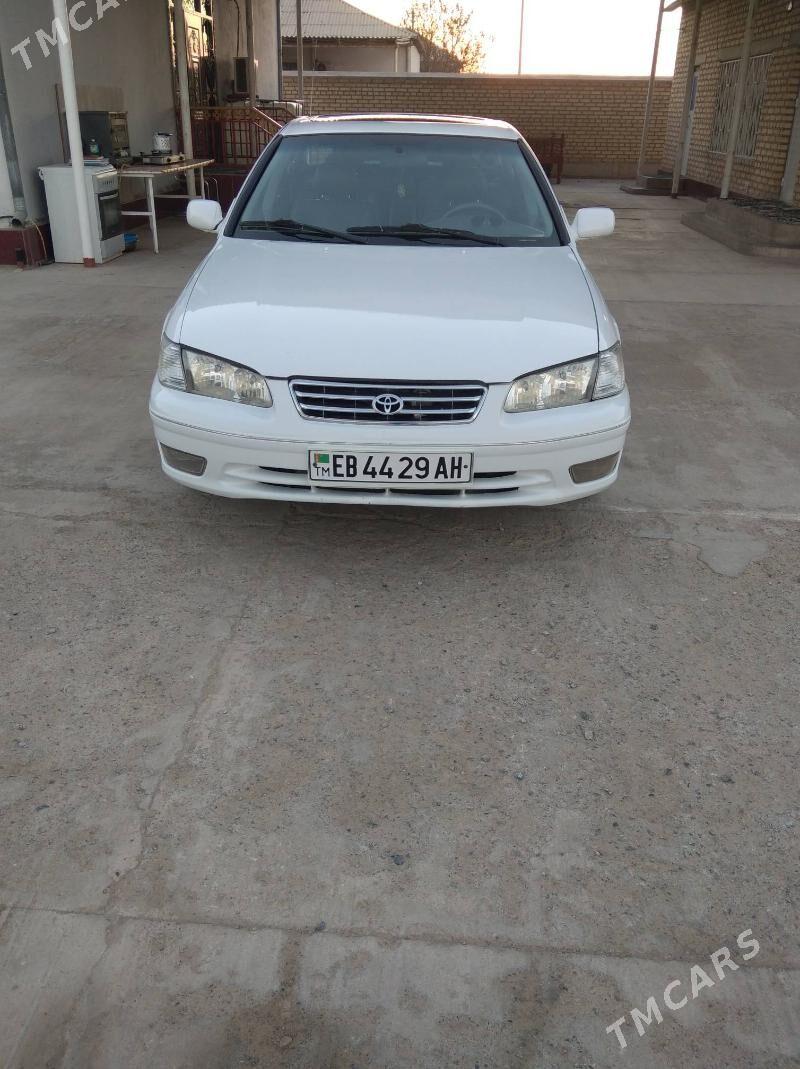 Toyota Camry 2001 - 165 000 TMT - Babadaýhan - img 3