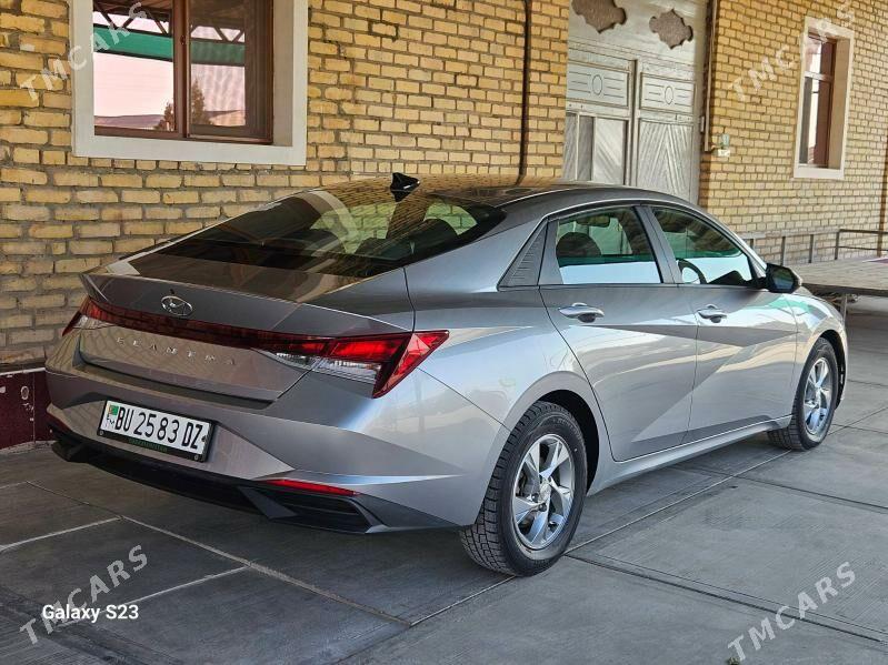 Hyundai Elantra 2021 - 236 000 TMT - Дашогуз - img 2