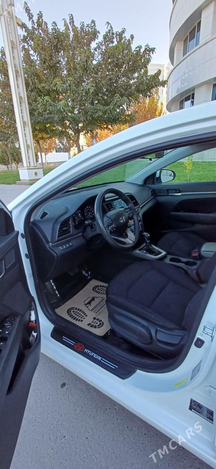 Hyundai Elantra 2020 - 225 000 TMT - Aşgabat - img 4