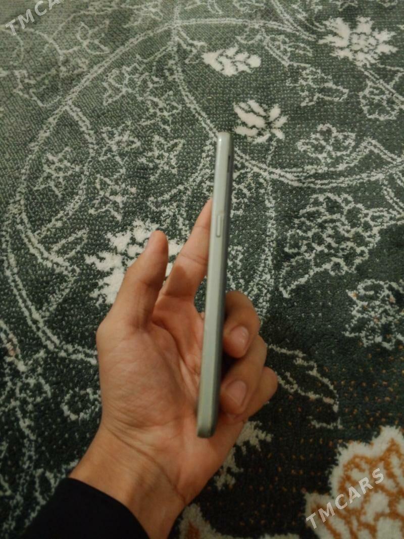 Samsung j5 - Büzmeýin - img 5
