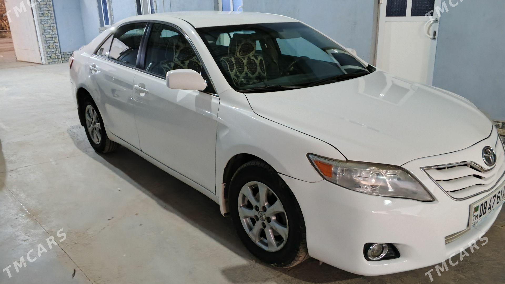 Toyota Camry 2010 - 220 000 TMT - Огуз хан - img 2