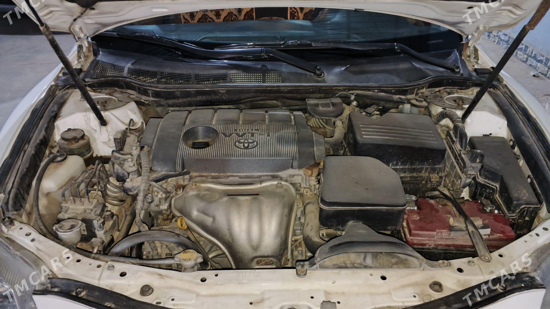 Toyota Camry 2010 - 220 000 TMT - Огуз хан - img 8