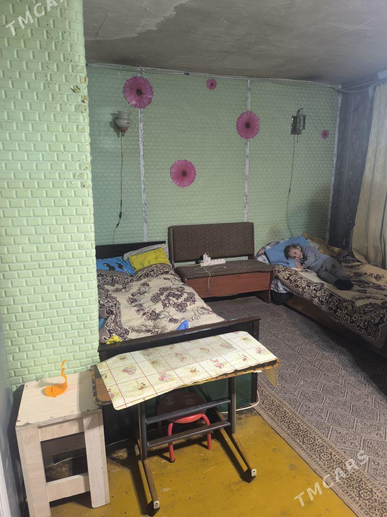 30 mkr 3 kom 1 etaj - 30 мкр - img 2