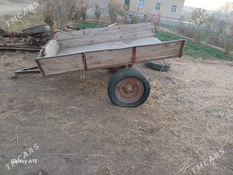 MTZ T-28 1999 - 40 000 TMT - Farap - img 1