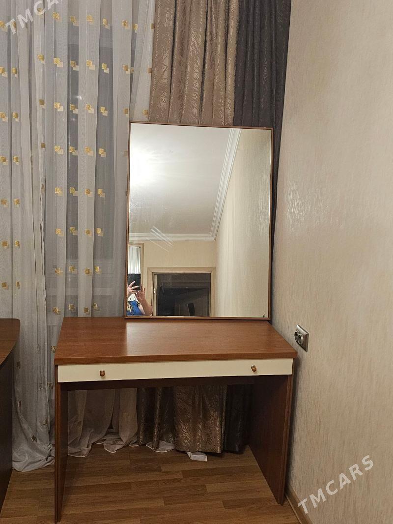 Трюмо с зеркалом. - Ашхабад - img 2