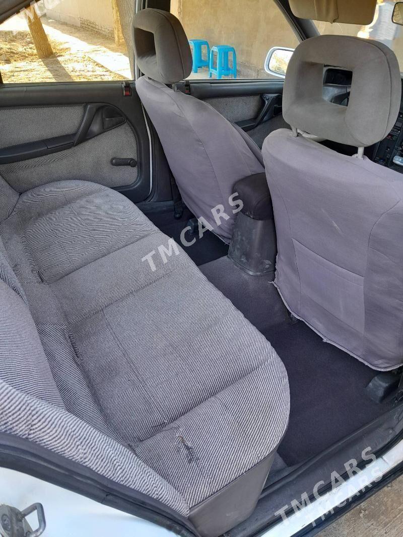 Opel Omega 1990 - 28 000 TMT - Губадаг - img 5