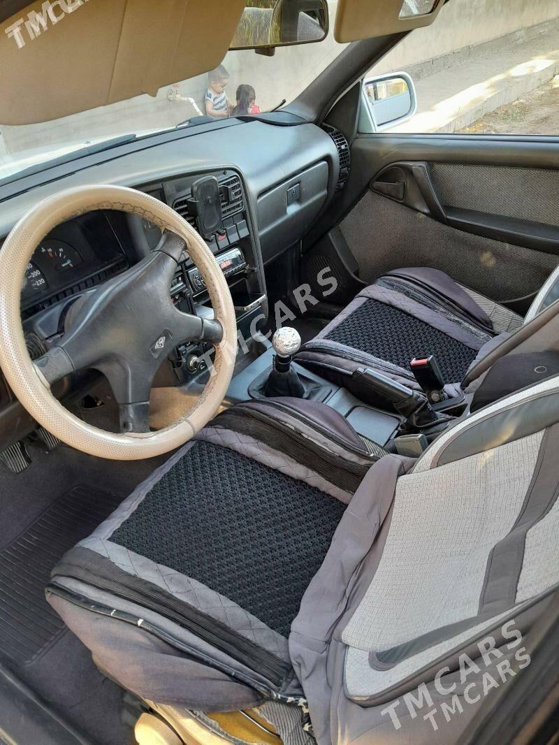 Opel Omega 1990 - 28 000 TMT - Губадаг - img 4