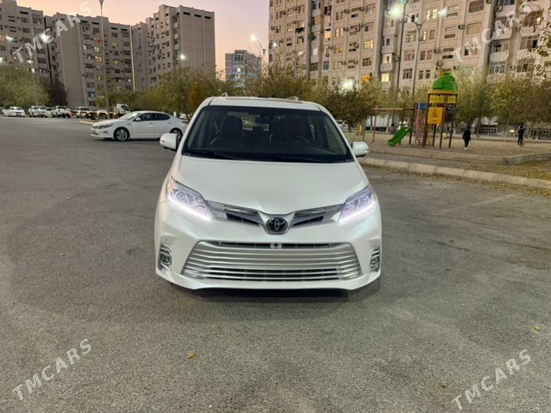 Toyota Sienna 2019 - 570 000 TMT - Ашхабад - img 1