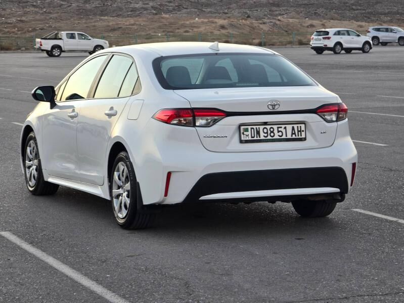 Toyota Corolla 2023 - 245 000 TMT - Ашхабад - img 7