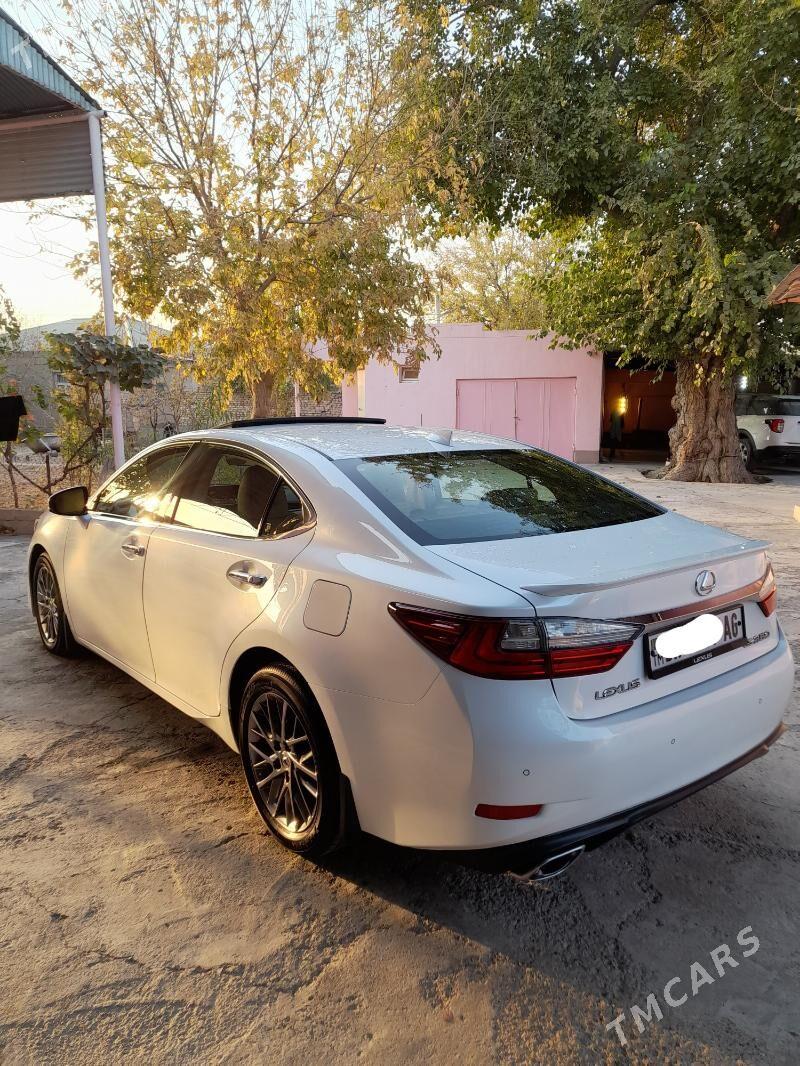 Lexus ES 350 2016 - 370 000 TMT - Кëши - img 5