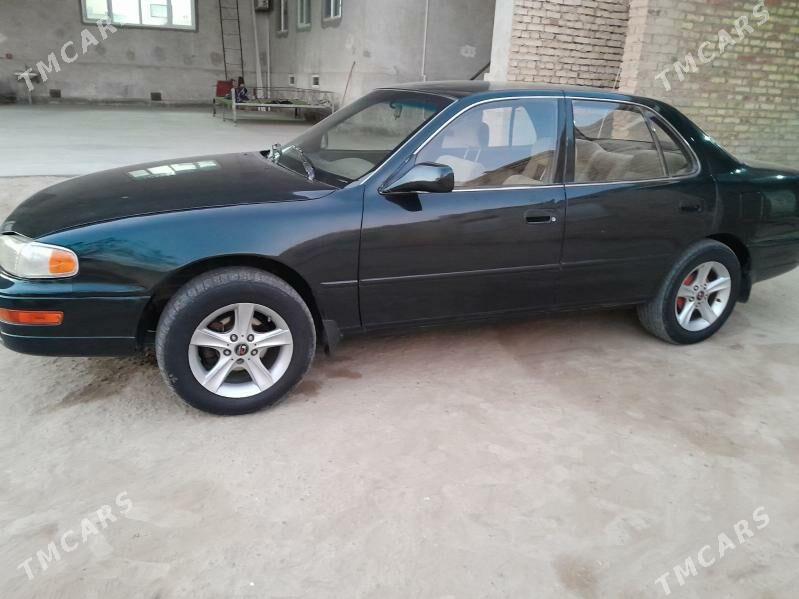 Toyota Camry 1994 - 98 000 TMT - Туркменабат - img 4