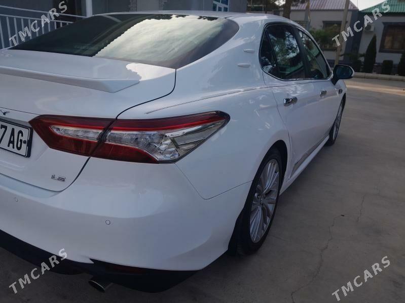 Toyota Camry 2018 - 336 000 TMT - Aşgabat - img 7