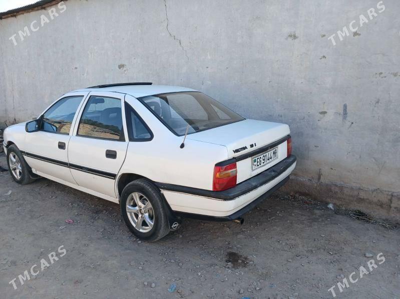 Opel Vectra 1992 - 28 000 TMT - Mary - img 2