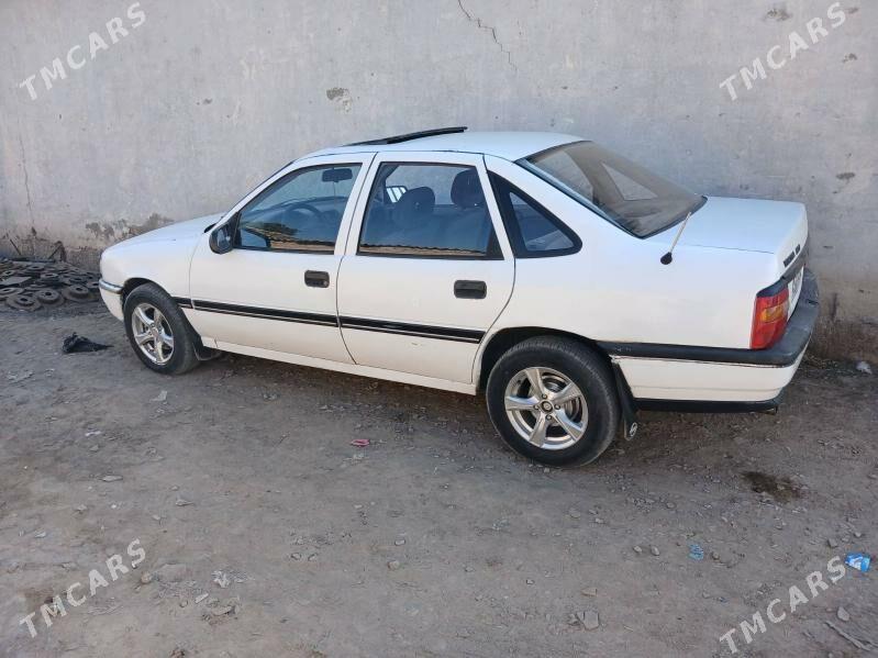Opel Vectra 1992 - 28 000 TMT - Mary - img 3