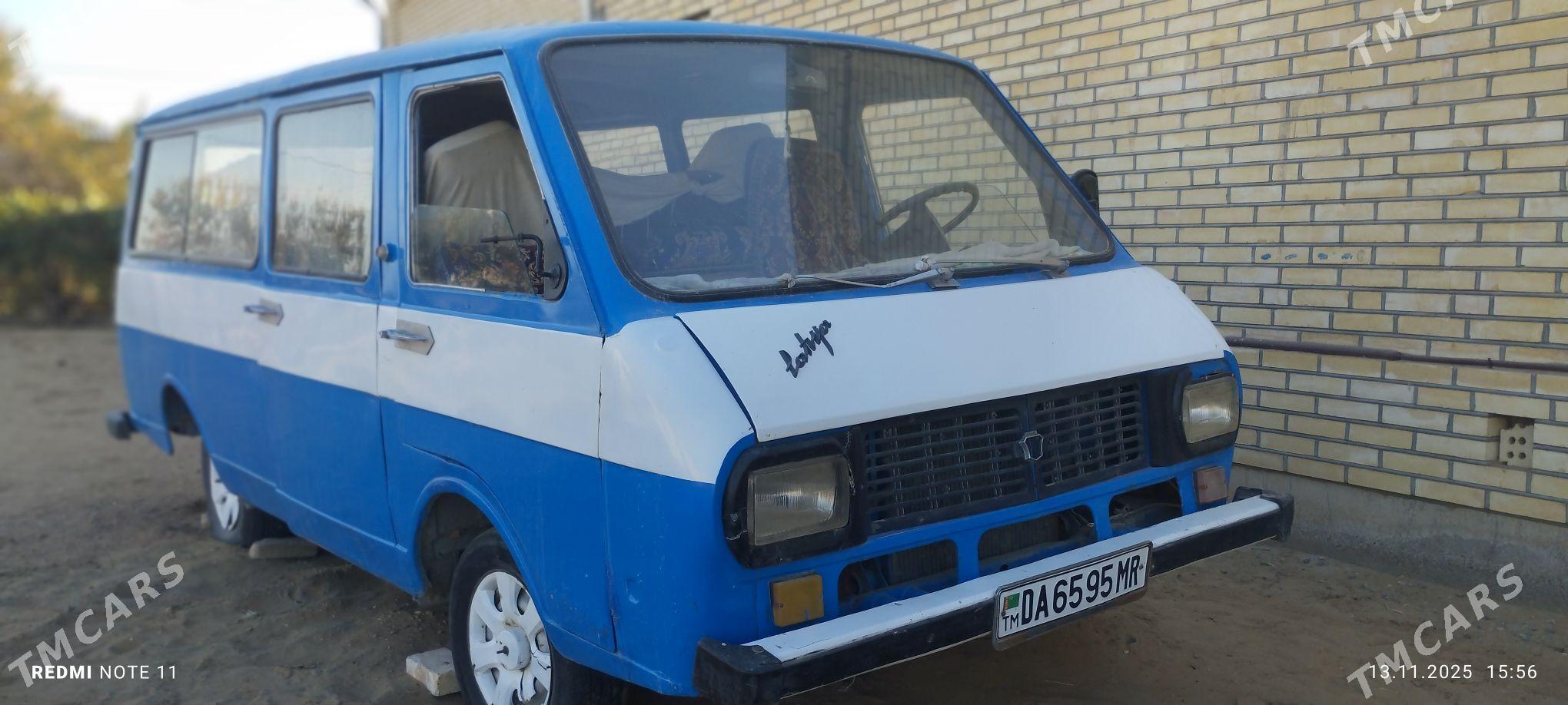 Raf Latvia 1988 - 8 000 TMT - Mary - img 2