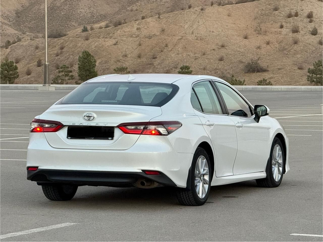 Toyota Camry 2022 - 305 000 TMT - Ашхабад - img 4