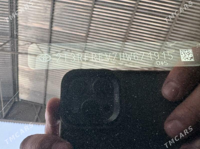 Toyota RAV4 2017 - 310 000 TMT - Рухабат (90-й разьезд) - img 2