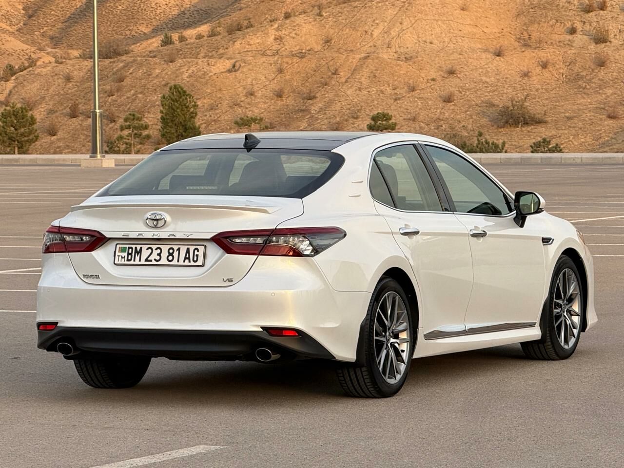 Toyota Camry 2022 - 628 000 TMT - Aşgabat - img 4