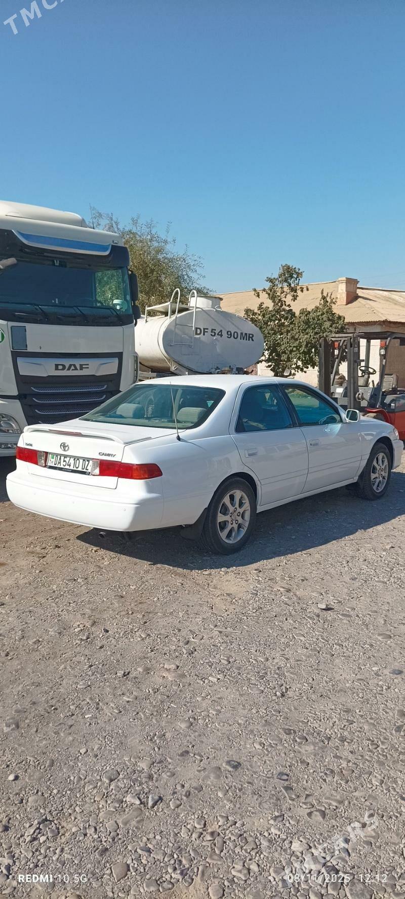 Toyota Camry 2000 - 150 000 TMT - Дашогуз - img 5