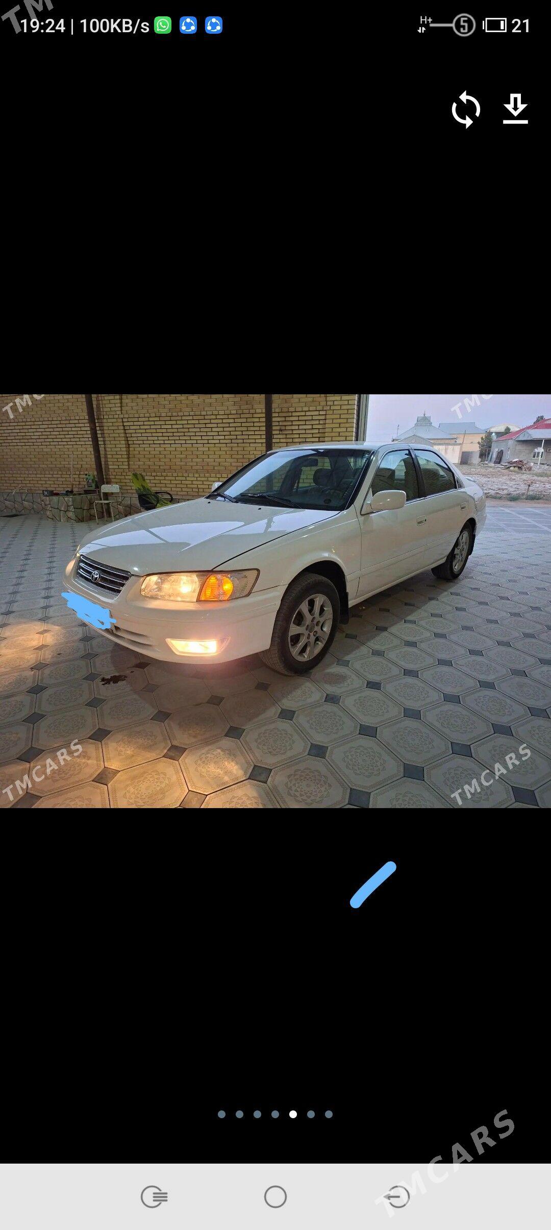 Toyota Camry 2000 - 150 000 TMT - Дашогуз - img 2